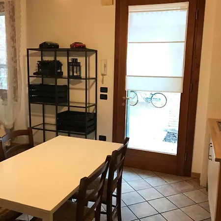 Apartment Appartamento Al Giardinetto